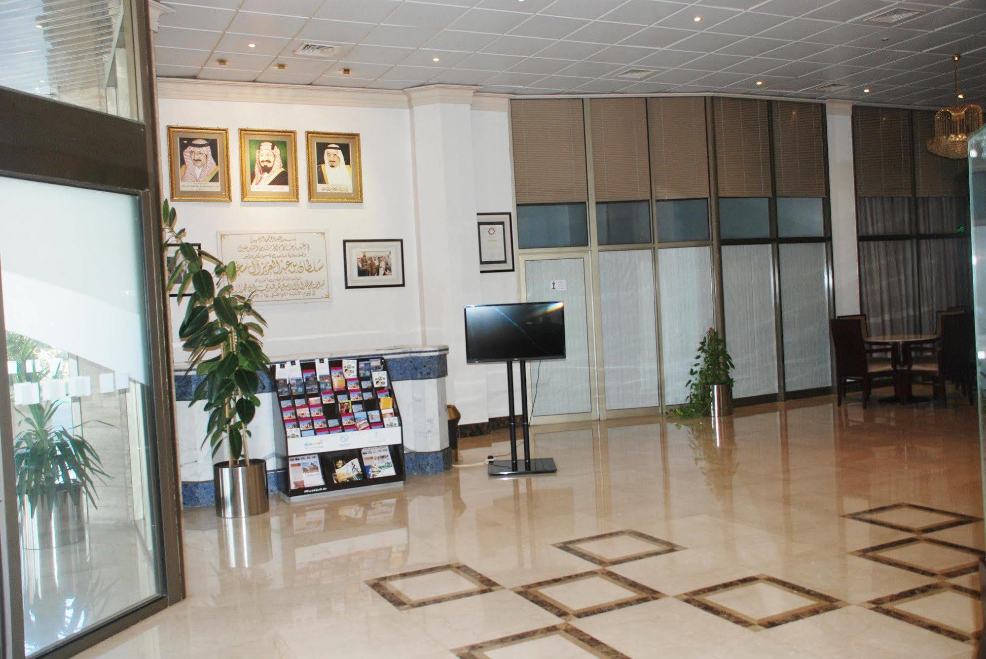 Al Rabea Hotel Najran Exterior photo
